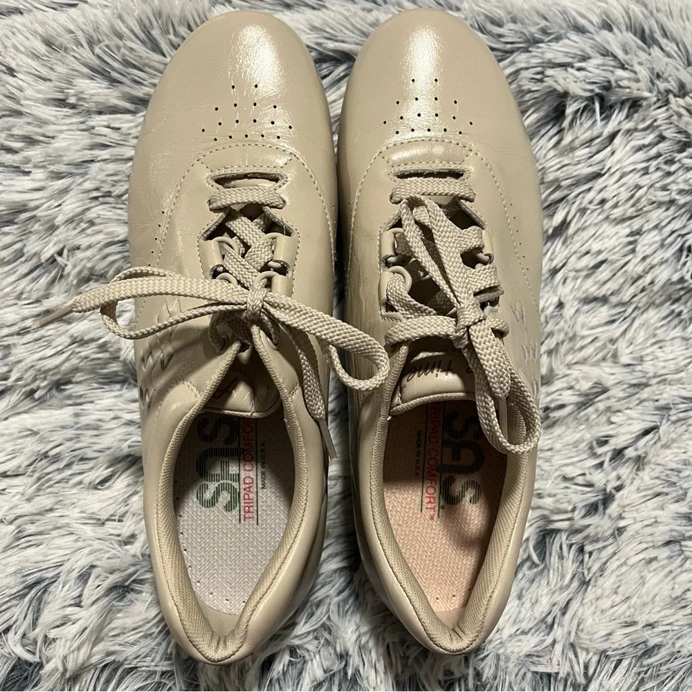 SAS Tan Comfort Shoes Women's Size 8
